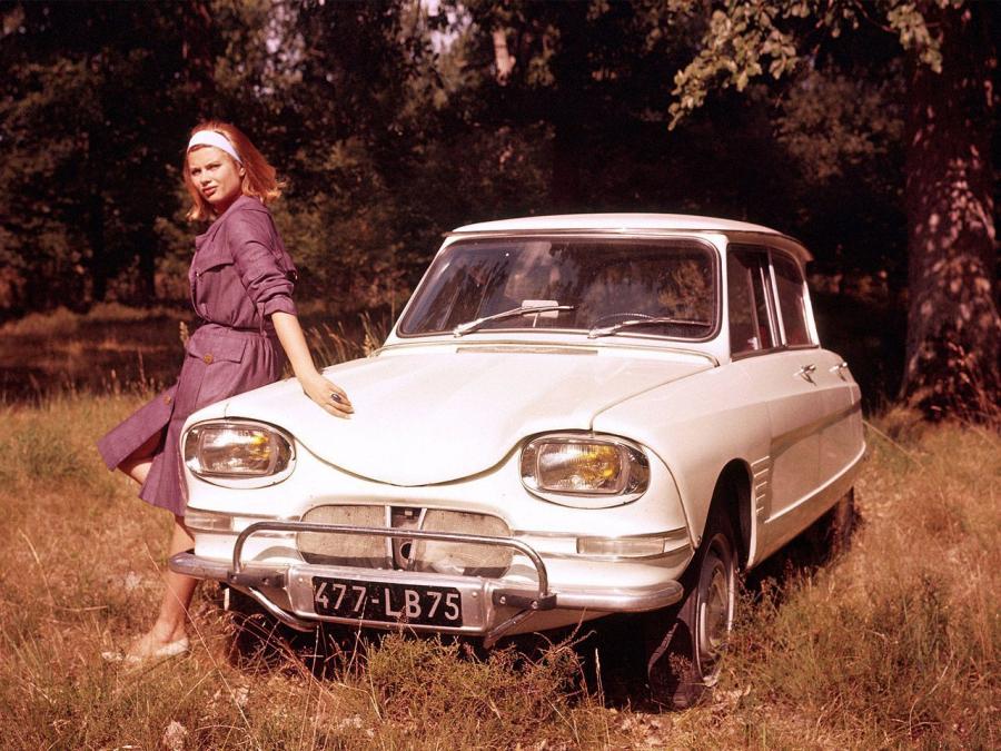  Citroen AMI 6 1961 года  (фото 25 из 64)